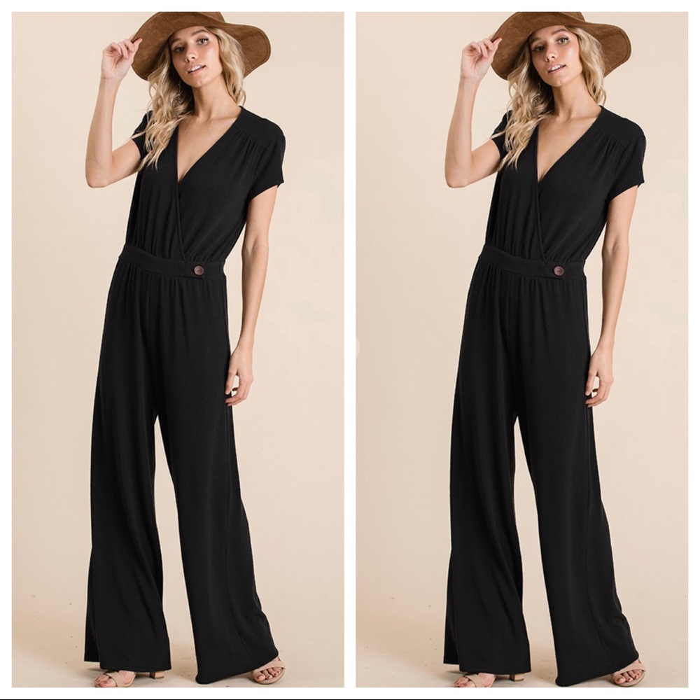Black solid knit wide leg jumpsuit - Picture 3 of 4